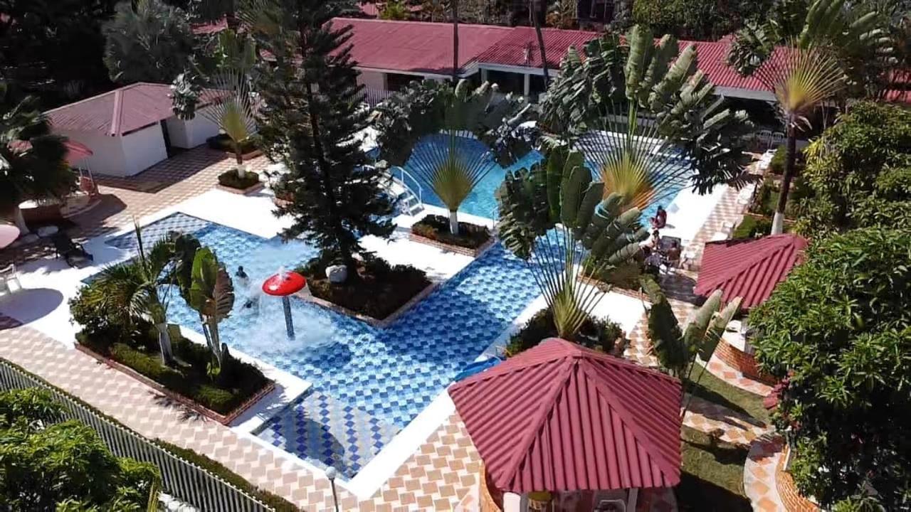 Centro Vacacional & Hotel Campestre Lago Center Aguazul Exterior foto